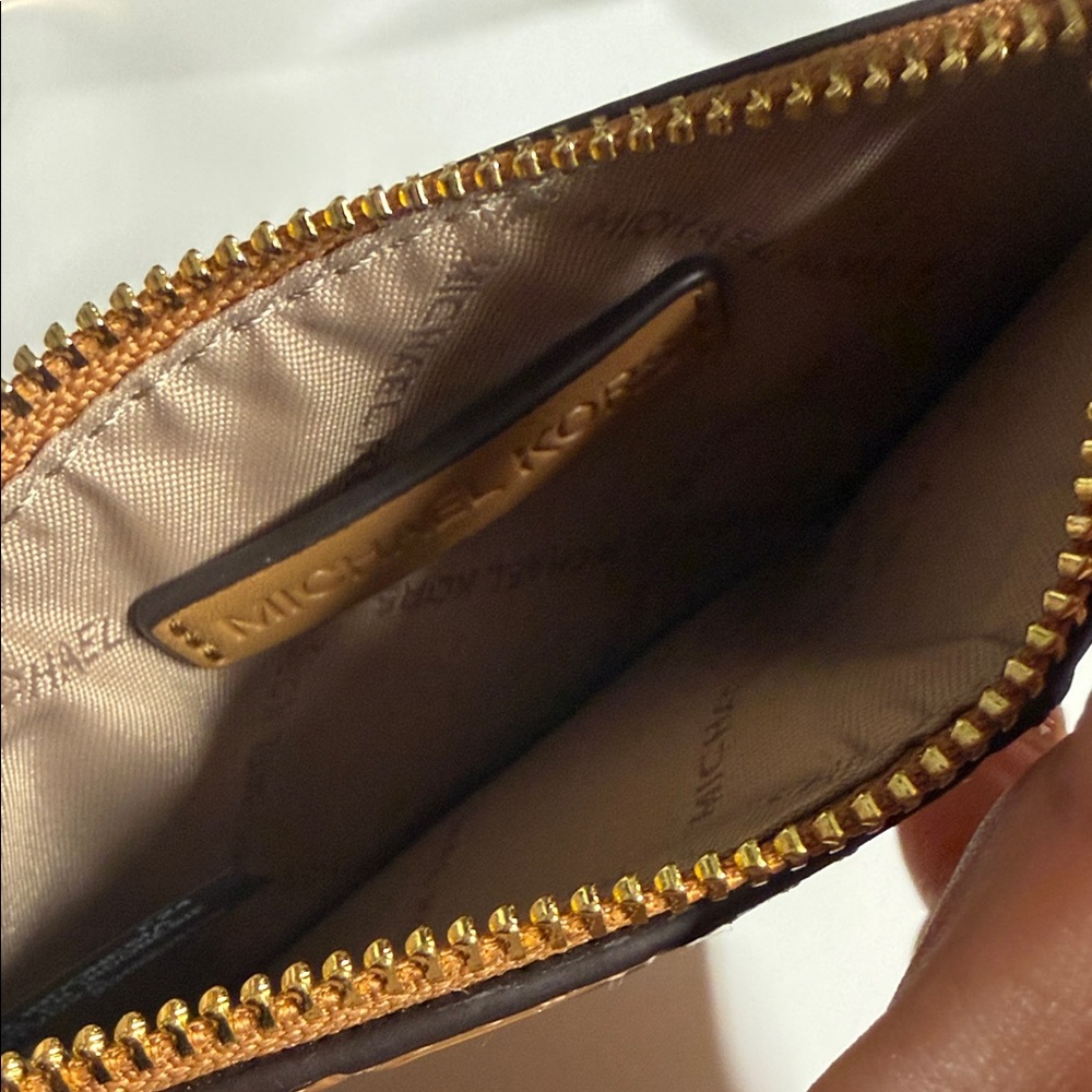 Michael Kors Brown Croc Embossed Card Holder - Picture 4 of 4